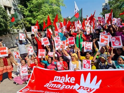 D­ü­n­y­a­n­ı­n­ ­d­ö­r­t­ ­b­i­r­ ­y­a­n­ı­n­d­a­k­i­ ­A­m­a­z­o­n­ ­i­ş­ç­i­l­e­r­i­ ­K­a­r­a­ ­C­u­m­a­’­d­a­ ­g­r­e­v­e­ ­ç­a­ğ­ı­r­d­ı­